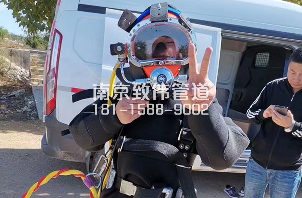 慈悲社沉淀池清底